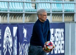 Javier Álvarez deja de ser entrenador del Palencia CF Javier Álvarez