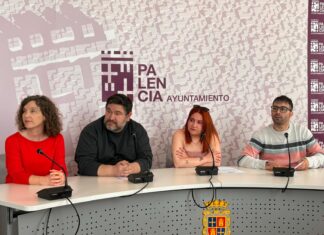 Presentación de la moción por parte de IU y Podemos