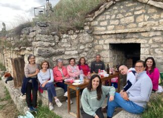 Valdecañas de Cerrato revive la tradición con las Tardes de Bodega y puestas de sol valdecañas de cerrato