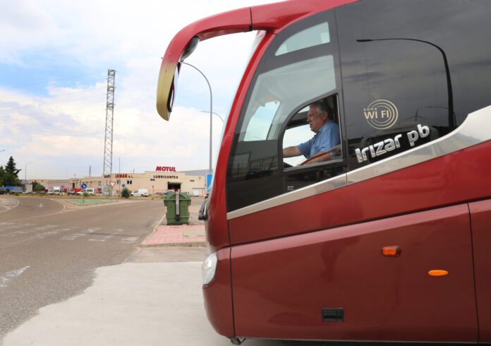 Transporte de pasajeros en autocar