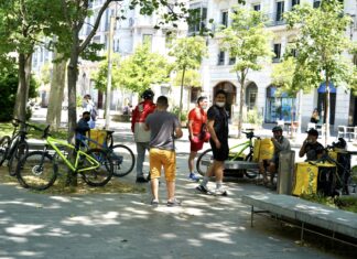 Miriam Chacón - Repartidos de Globo en Valladolid