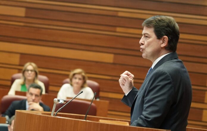 Primera sesión del Debate de política general de la Junta de Castilla y León