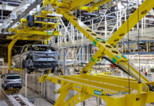 Cadena de Montaje de la factoría de Renault en Palencia.