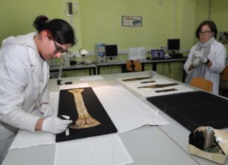 Más que ropa, una huella del pasado Brágimo - Escuela de Arte Mariano Timón, grado en conservación y restauración de textiles