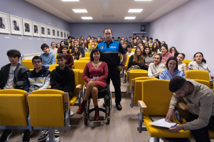 CHARLA_RENAULT_CRISTO_REY_031