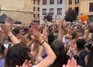 (Video) El Súper Vermut Sonoro toma el centro de Palencia