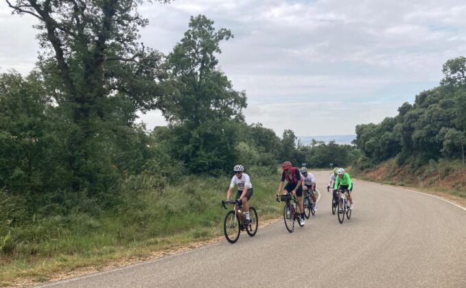 De izquierda a derecha, de blanco David Mel&eacute;ndez, de rojo Diego Cosgaya, de blanco Eduardo S&aacute;nchez, de verde la ol&iacute;mpica Bel&eacute;n Cuevas y cerrando el grupo de blanco Alberto Lastra_