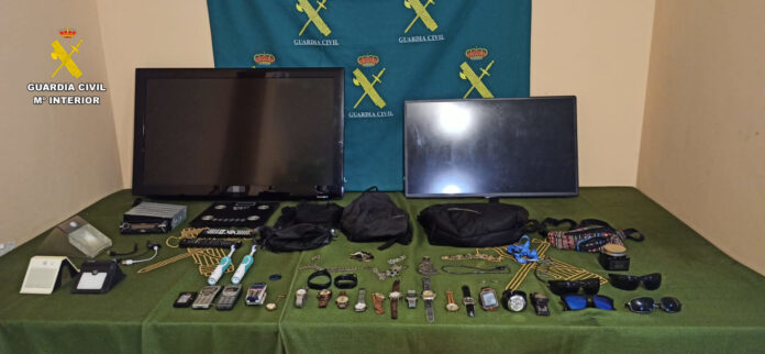 Objetos sustraídos de la vivienda unifamiliar