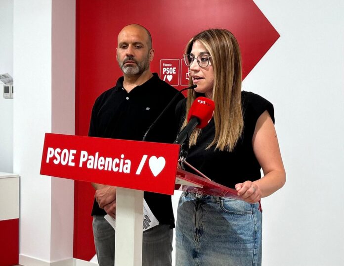 Cristina Párbole en rueda de prensa