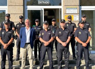 Presentación de los policías en prácticas
