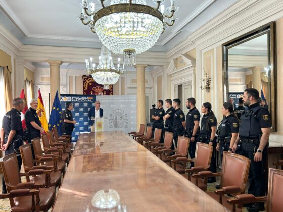 Presentaci&oacute;n de los polic&iacute;as en pr&aacute;cticas