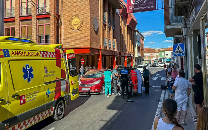 Herida una mujer de unos 50 años tras sufrir un atropello en el centro de Peñaranda de Bracamonte (Salamanca)