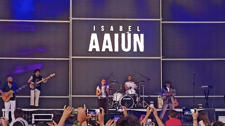 Concierto de Isabel Aai&uacute;n en Buenavista de Valdavia, el 7 de agosto de 2024. Fotos: &Aacute;. Mart&iacute;n