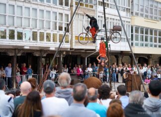 Danza, música y circo en el cierre del 30º Encuentro Internacional de Artes de Calle de Aguilar