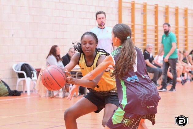 Amistosos del CB Villamuriel en Baltan&aacute;s @fotografiardiaz