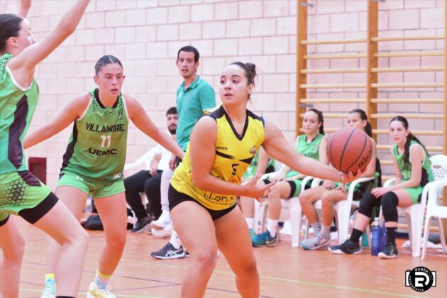 Amistosos del CB Villamuriel en Baltan&aacute;s @fotografiardiaz