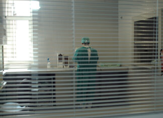 El TSJCyL reconoce el derecho de una clínica de Palencia a citar a clientes antes de la hora atención obligatoria de sus trabajadores