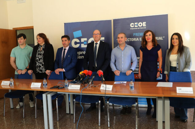 Presentaci&oacute;n del IX Premio Trayectoria Empresarial de CEOE Palencia