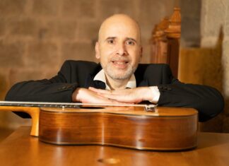 El arte de la guitarra resuena en Palencia Fotografía de Carles Pons