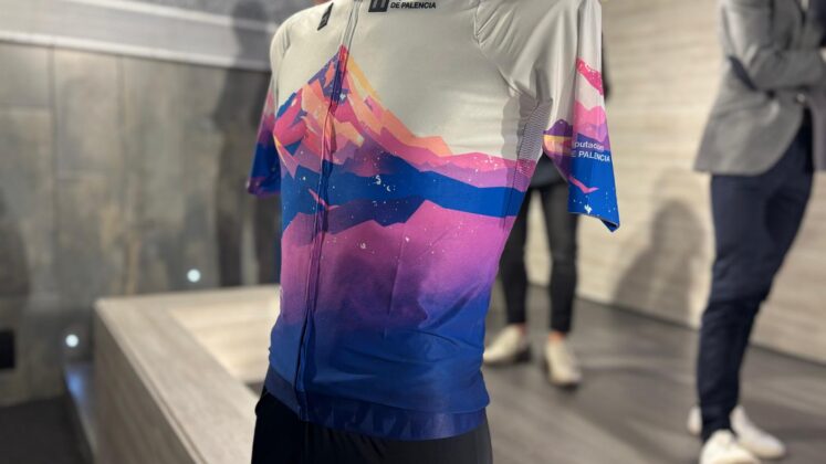 Un maillot con alma palentina dise&ntilde;ado por el artista Miguel Berzosa