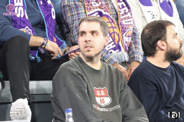 Partido entre Palencia Baloncesto y Movistar Estudiantes. Foto: Rub&eacute;n D&iacute;az.
