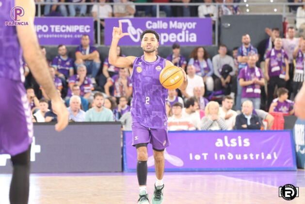 Partido entre Palencia Baloncesto y Movistar Estudiantes. Foto: Rub&eacute;n D&iacute;az.