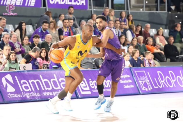 Partido entre Palencia Baloncesto y Movistar Estudiantes. Foto: Rub&eacute;n D&iacute;az.
