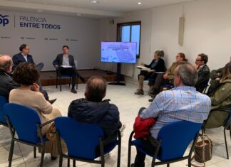 El PP en el Ayuntamiento muestra a Industria y Comercio su posición ante las Ordenanzas en la ciudad