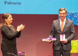 La Cámara de Comercio de Palencia recibe la Medalla de Oro de la Ciudad