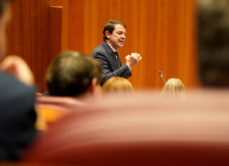 Mañueco vuelve a ofrecer un pacto sobre los presupuestos de 2026: “Veremos quién es leal a Castilla y León”