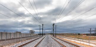 Adif AV adjudica por 18,3 M€ actuaciones de mejora de la protección de la vía en las tres líneas de alta velocidad del Eje Norte