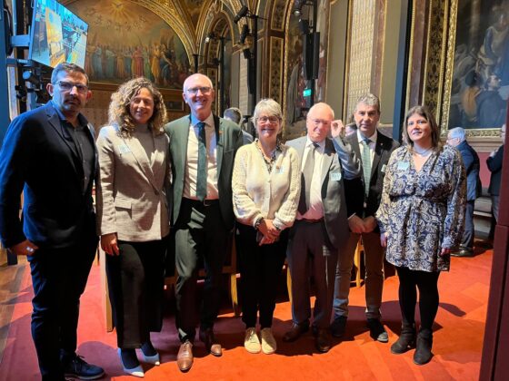 Integrantes de la delegaci&oacute;n de Palencia en el Palacio de Luxemburgo, Par&iacute;s