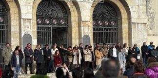 Manifiesto en conmemoración del Día Internacional contra la Violencia de Género en la Plaza Mayor de Palencia