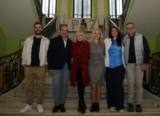 Una familia muy “docente” Una familia muy 'docente'