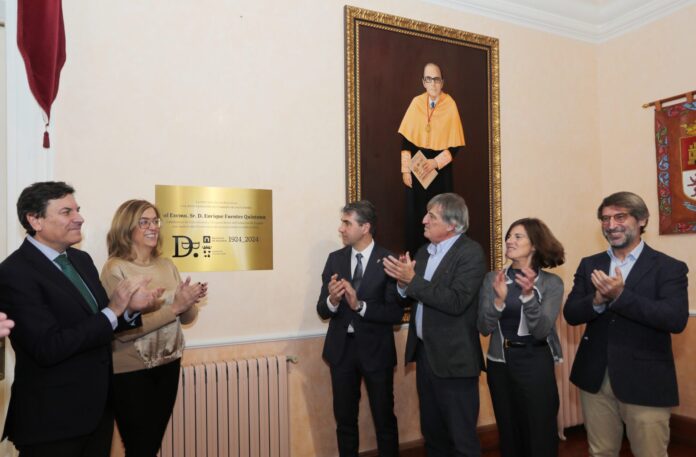 Homenaje al economista Enrique Fuentes Quintana con motivo del centenario de su nacimiento