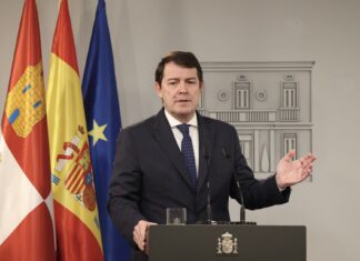 Mañueco defiende la “cohesión territorial” y la “igualdad” entre todos los españoles que ve en “riesgo”