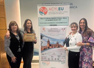 Enfermeras Urología Caupa premiadas