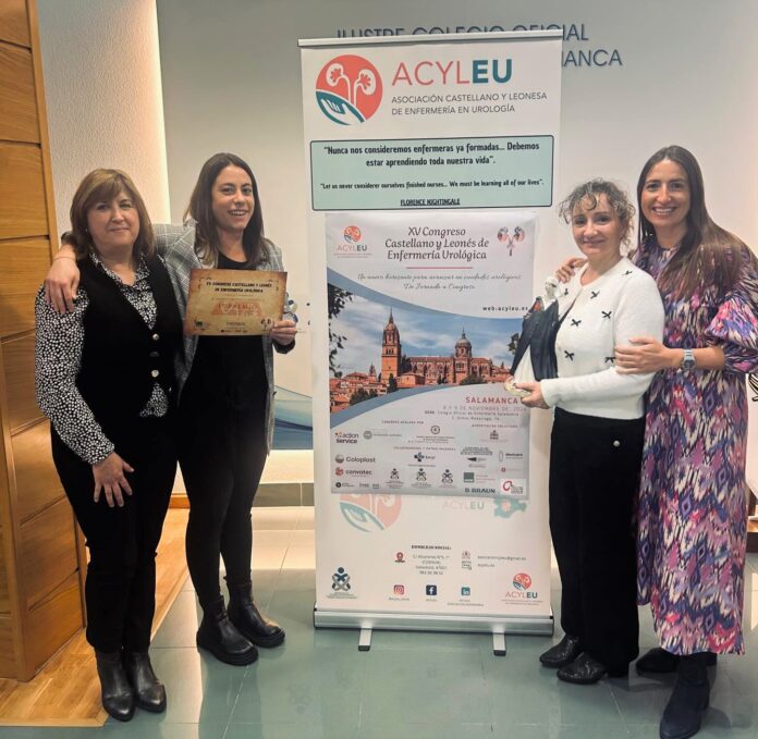 Enfermeras Urología Caupa premiadas