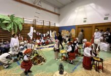 El Colegio Divino Maestro FE de Palencia presenta su tradicional belén viviente El Colegio Divino Maestro FE de Palencia presenta su tradicional belén viviente