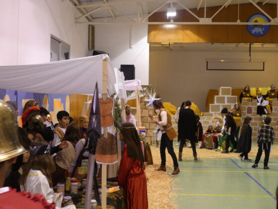 El Colegio Divino Maestro FE de Palencia presenta su tradicional bel&eacute;n viviente