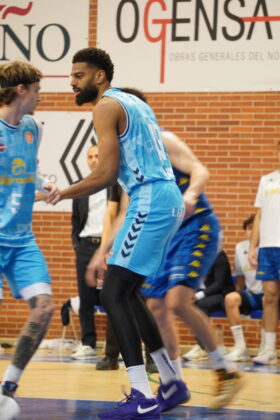 Alimerka Oviedo - S&uacute;per Agropal Palencia Baloncesto. 19/12/24. Foto: Javier Est&eacute;vez