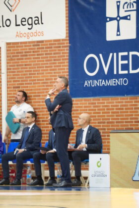 Alimerka Oviedo - S&uacute;per Agropal Palencia Baloncesto. 19/12/24. Foto: Javier Est&eacute;vez