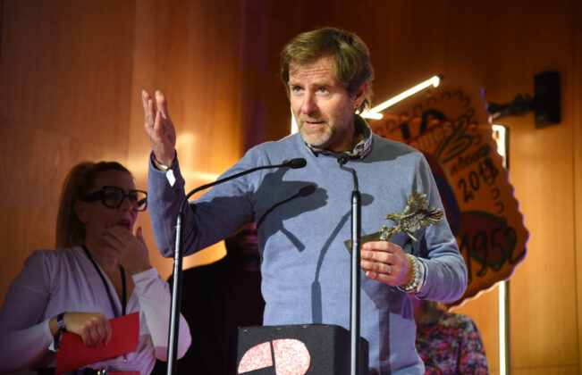 Guillermo Garc&iacute;a-Ramos recoge el premio al Mejor Cortometraje por 'Shugurensky, autorretrato'