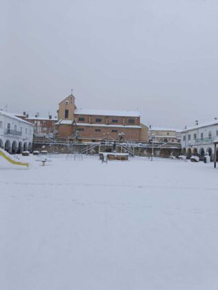Nieve en Barruelo de Santull&aacute;n