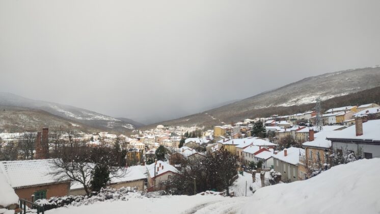 Nieve en Barruelo de Santull&aacute;n