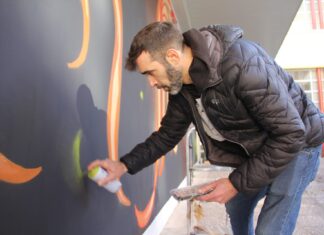 Palencia da la bienvenida al mural “Demasiada sombra para tan poca luz” de Javier Revilla “El Chorro” Palencia da la bienvenida al mural Demasiada sombra para tan poca luz de Javier Revilla El Chorro