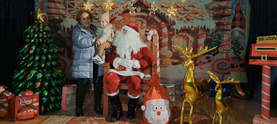 Pap&aacute; Noel visita Hornillos de Cerrato (1)