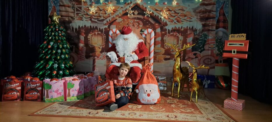 Pap&aacute; Noel visita Hornillos de Cerrato (1)