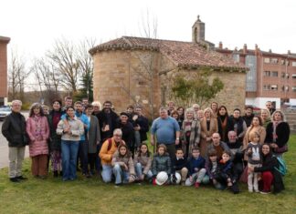 El proyecto Árboles y Estrellas. Aguilar de Campoo Villa de Cine y Naturaleza arranca con la plantación de los ejemplares en honor a Pepe Viyuela y la Seminci El proyecto Árboles y Estrellas. Aguilar de Campoo Villa de Cine y Naturaleza arranca con la plantación de los ejemplares en honor a Pepe Viyuela y la Seminci