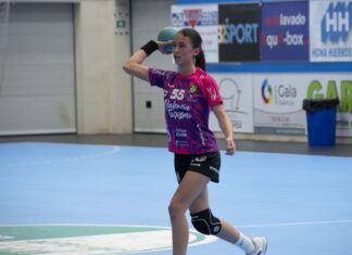 La palentina Ainara Robles, convocada de nuevo para las Jornadas de Tecnificación Nacional Ainara Robles. Club Balonmano Palencia Femenino.